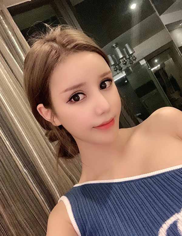 芝加哥围经纪人微信